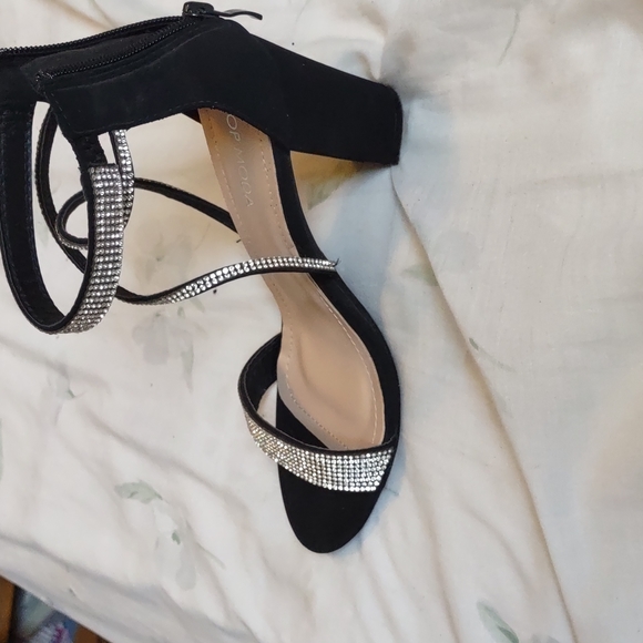 High hells - Picture 3 of 5